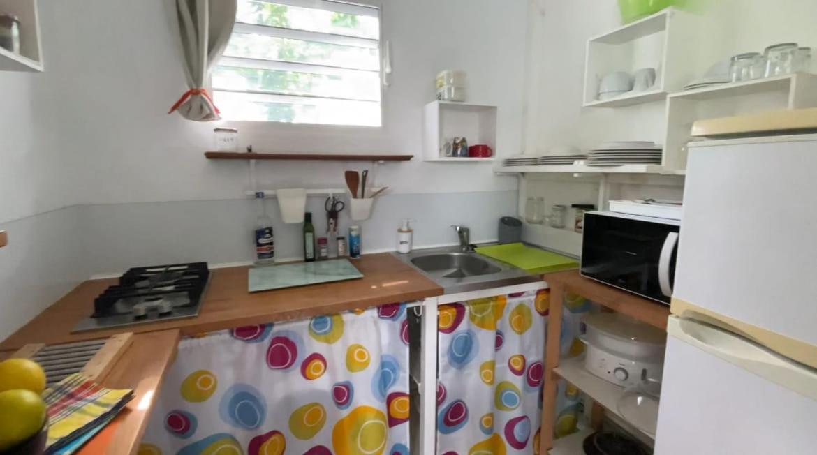 Gite Cajou Dans Jardin Tropical Ventile A Sainte-Anne Exterior foto