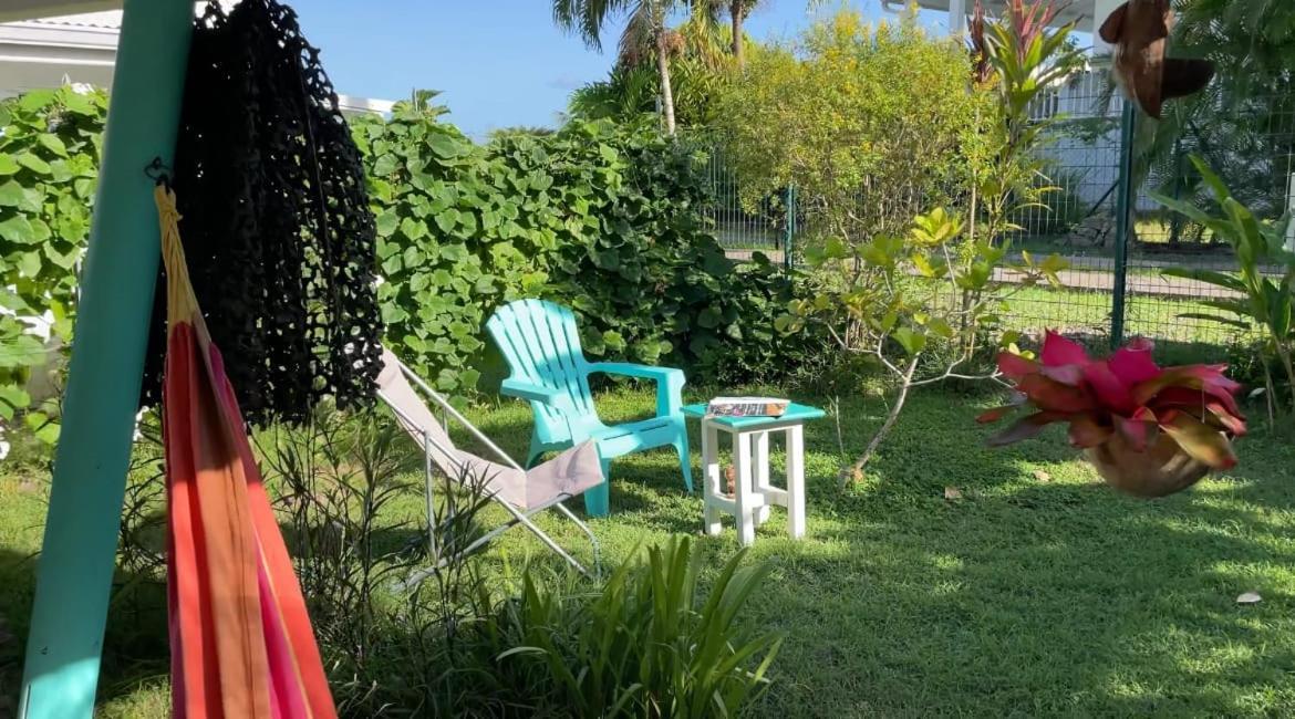 Gite Cajou Dans Jardin Tropical Ventile A Sainte-Anne Exterior foto