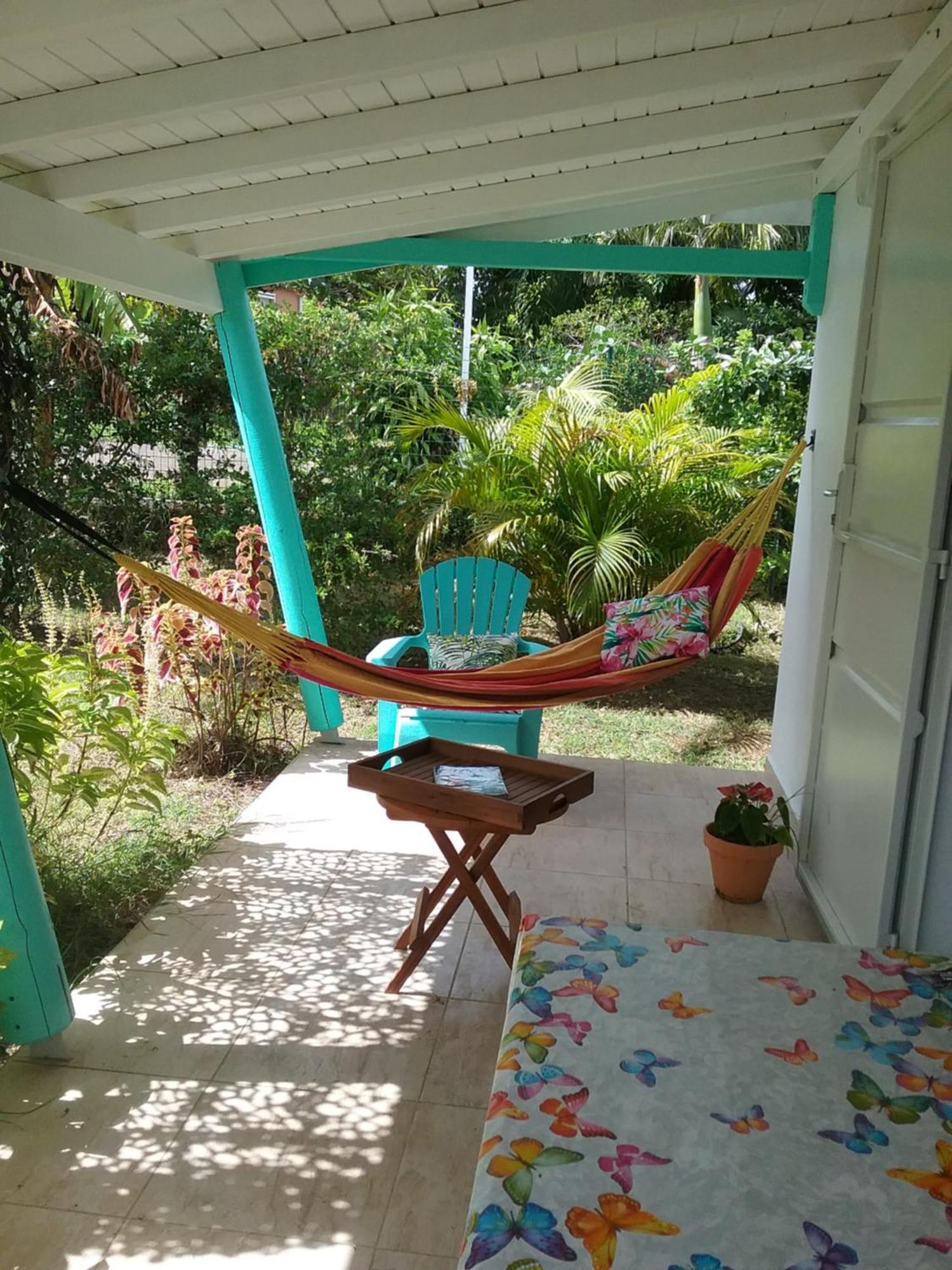 Gite Cajou Dans Jardin Tropical Ventile A Sainte-Anne Exterior foto